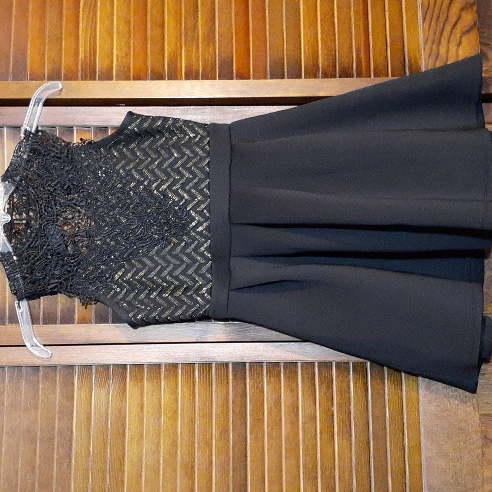 Girl lightly worn Dress